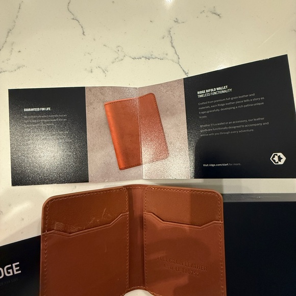 Ridge Bifold Leather Wallet - Tobacco Brown - Picture 6 of 7